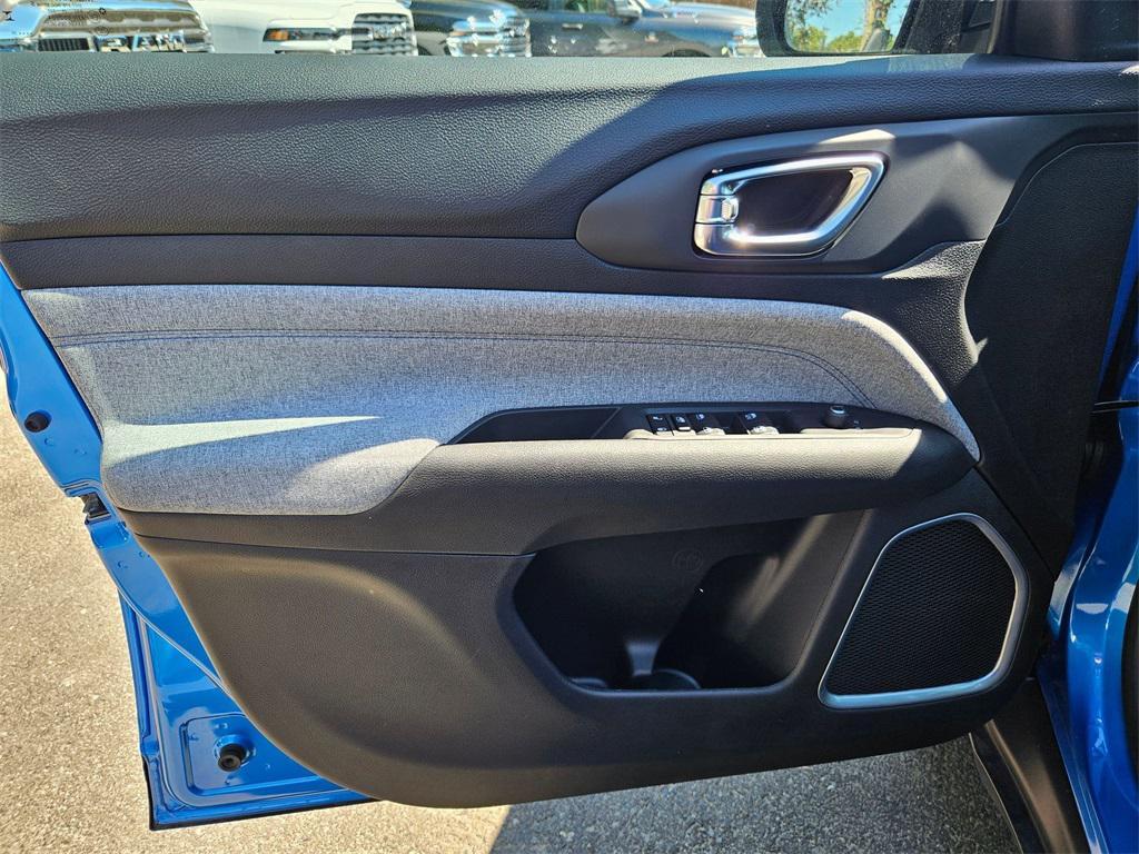 new 2025 Jeep Compass car, priced at $25,893