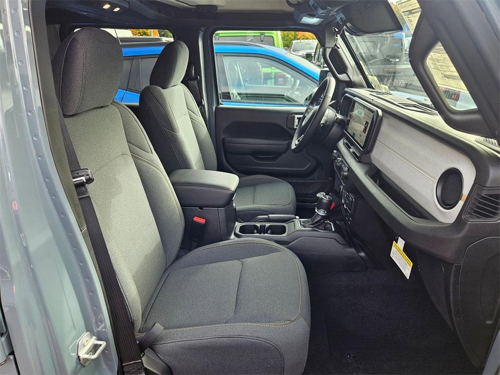 new 2025 Jeep Gladiator car, priced at $42,499