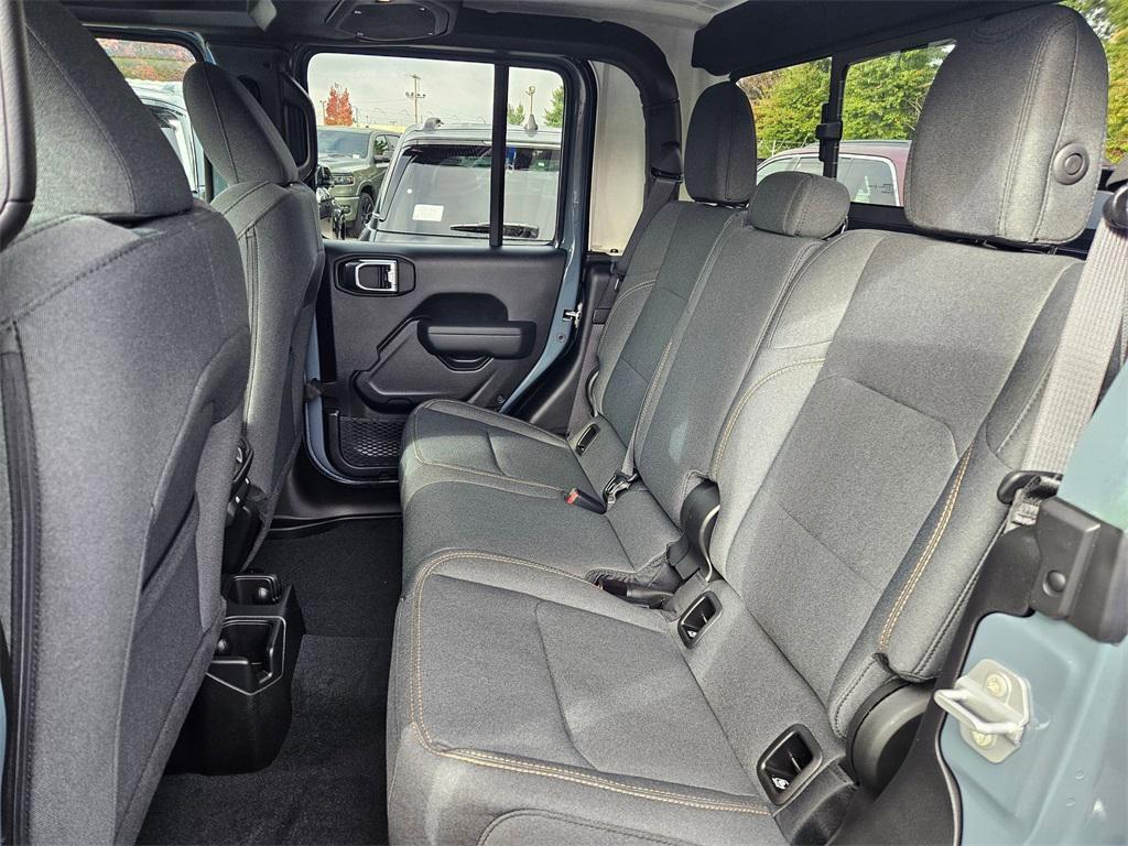 new 2025 Jeep Gladiator car, priced at $42,499