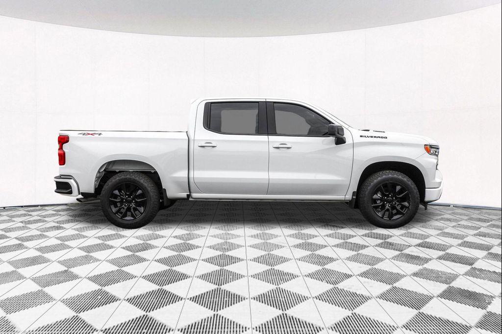 new 2025 Chevrolet Silverado 1500 car, priced at $53,681