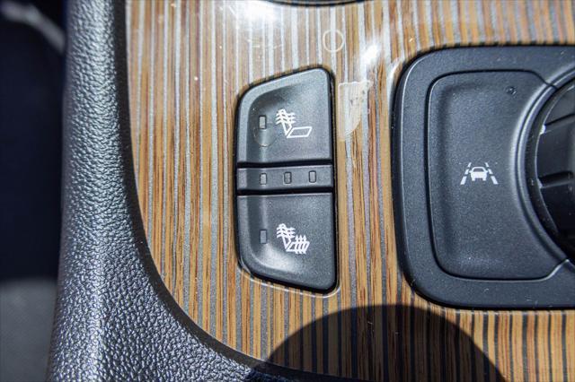 used 2023 GMC Acadia car, priced at $32,494