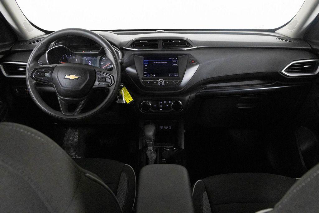 used 2022 Chevrolet TrailBlazer car, priced at $18,494