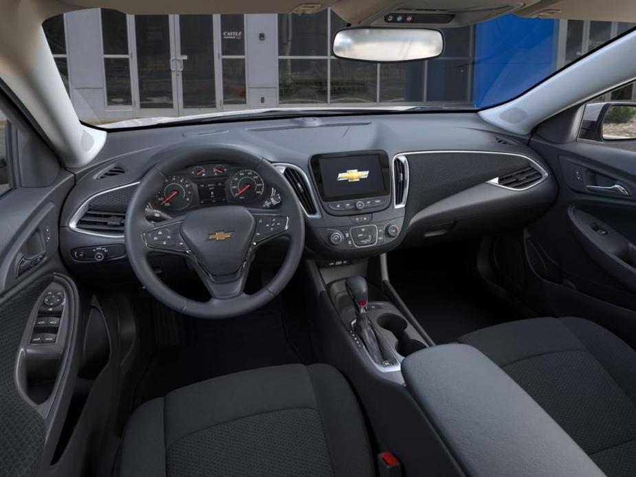 new 2024 Chevrolet Malibu car, priced at $25,387