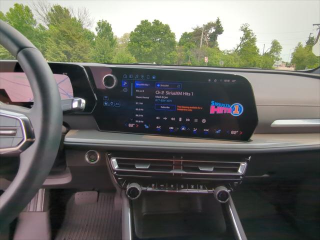 used 2024 Chevrolet Traverse car, priced at $39,994