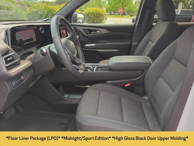 used 2024 Chevrolet Traverse car, priced at $39,777
