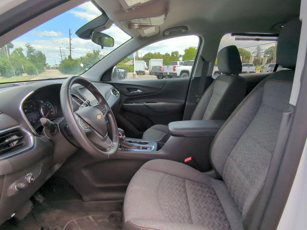 used 2022 Chevrolet Equinox car, priced at $23,154