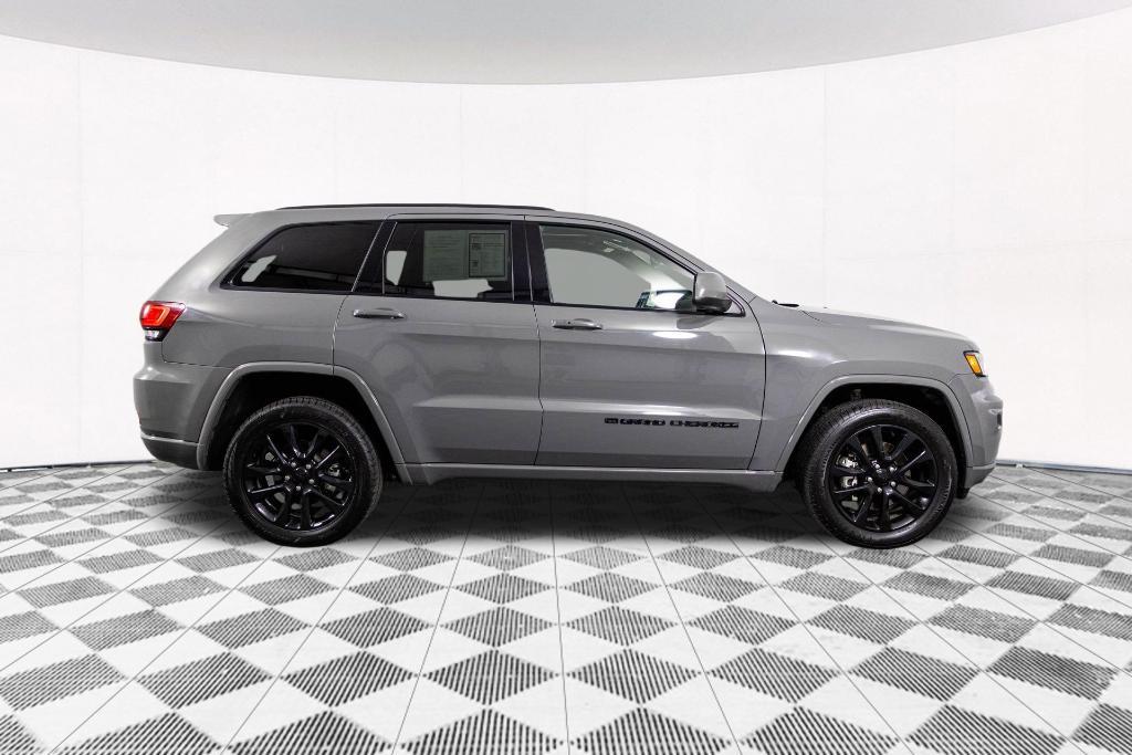 used 2022 Jeep Grand Cherokee WK car, priced at $30,494