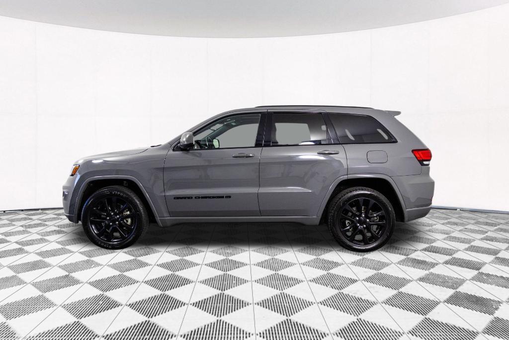 used 2022 Jeep Grand Cherokee WK car, priced at $30,494