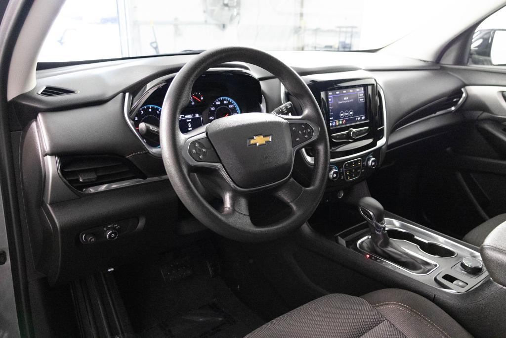 used 2021 Chevrolet Traverse car, priced at $23,977