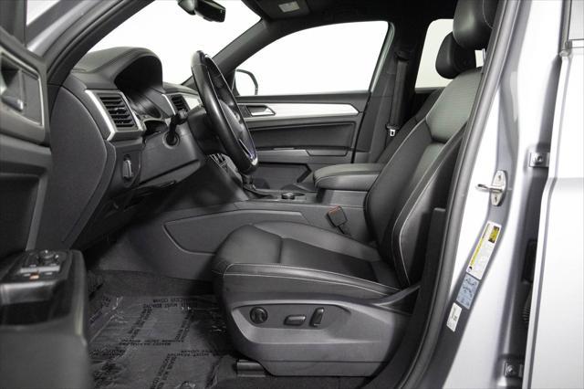 used 2020 Volkswagen Atlas Cross Sport car, priced at $22,369