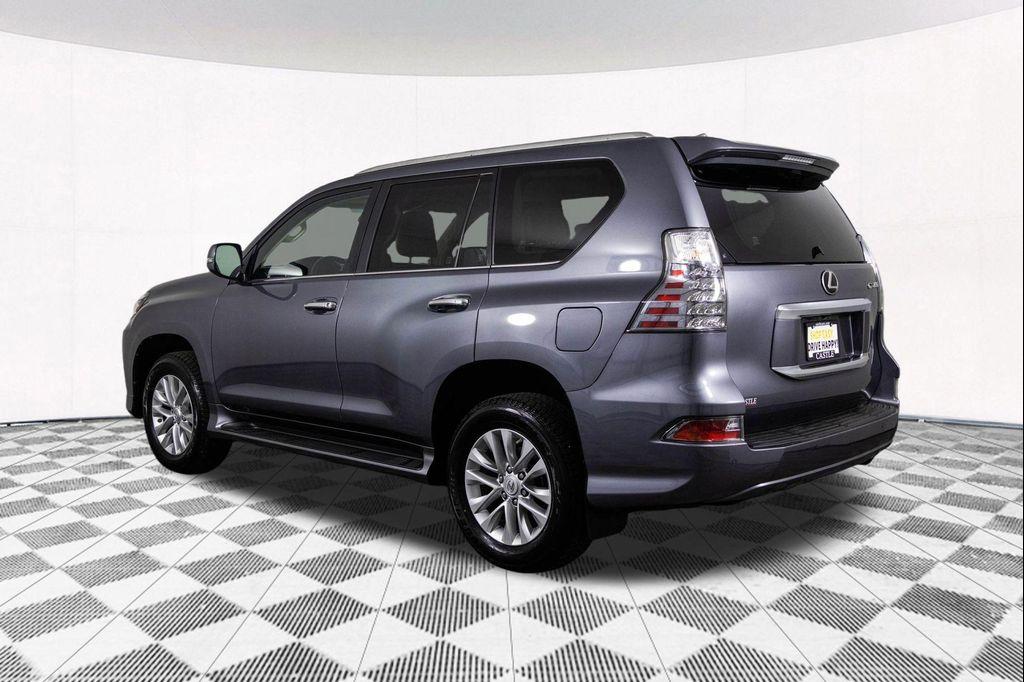 used 2022 Lexus GX 460 car, priced at $51,302