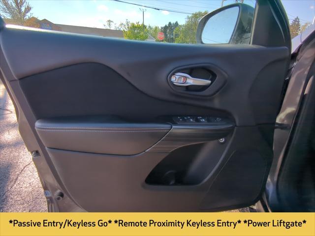used 2014 Jeep Cherokee car, priced at $13,111