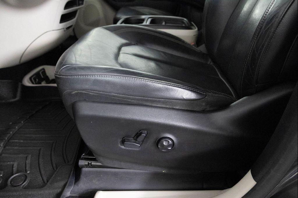used 2020 Chrysler Pacifica car, priced at $16,994