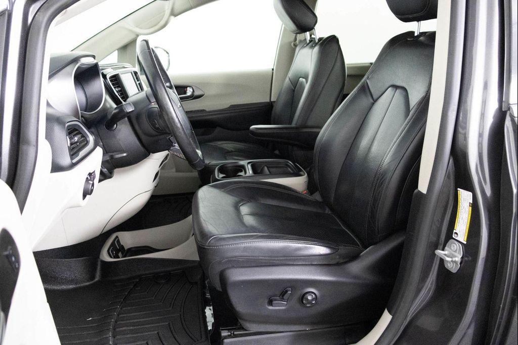 used 2020 Chrysler Pacifica car, priced at $16,994