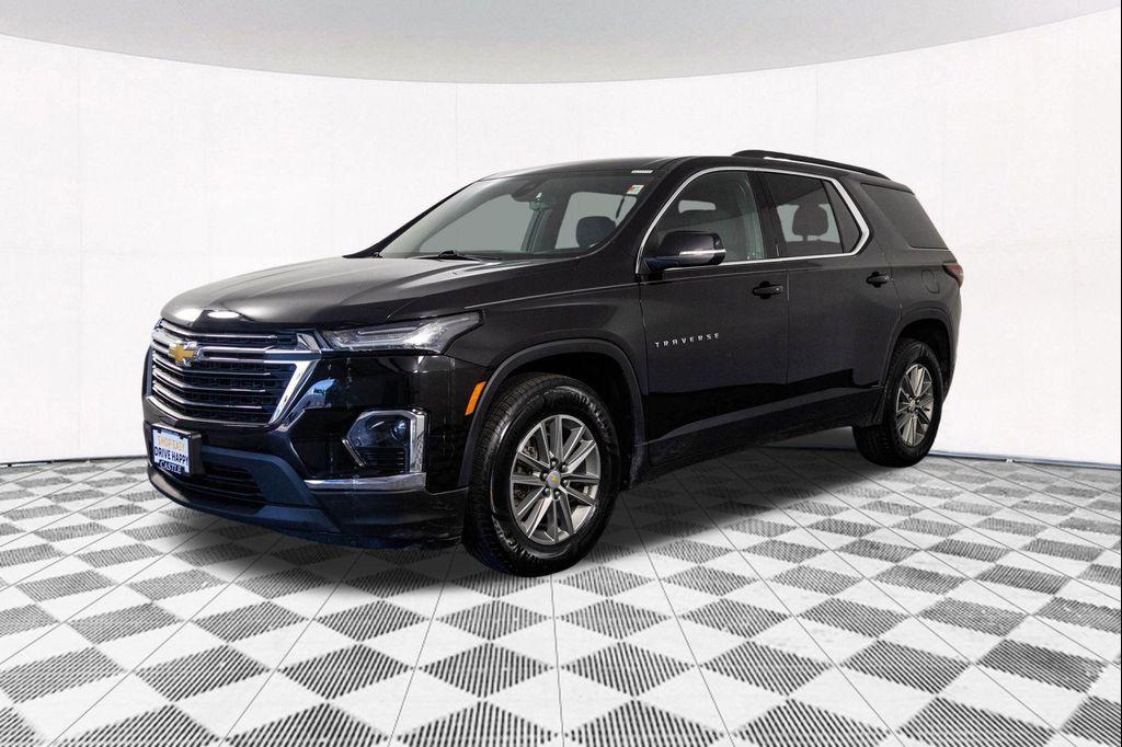 used 2022 Chevrolet Traverse car, priced at $29,536
