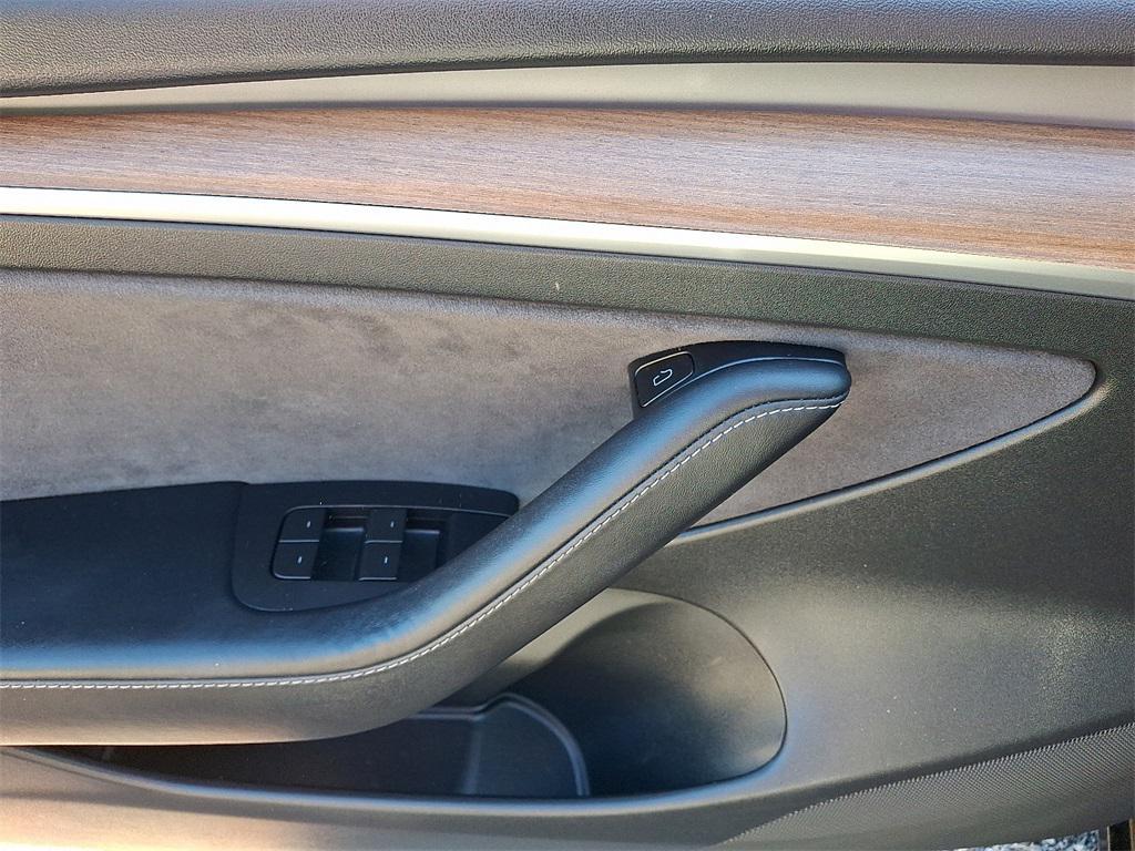 used 2022 Tesla Model 3 car, priced at $25,000