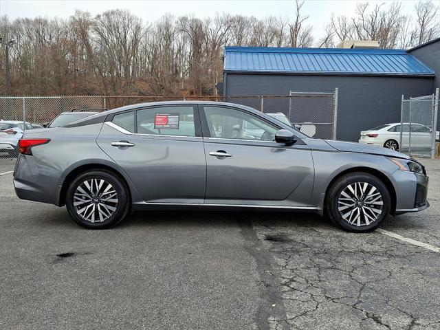 used 2023 Nissan Altima car, priced at $22,996