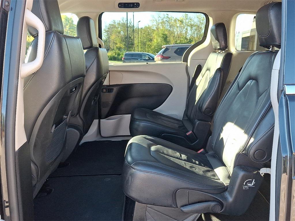used 2022 Chrysler Pacifica car, priced at $22,987