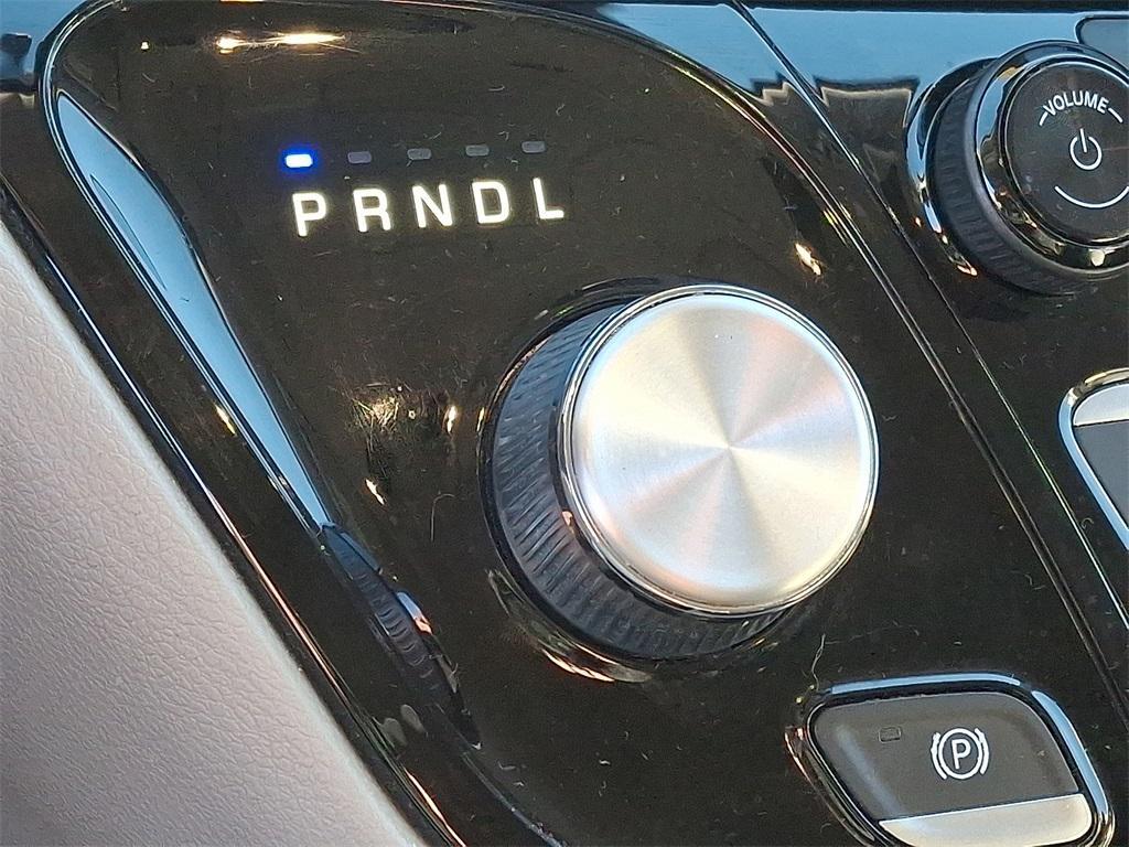 used 2022 Chrysler Pacifica car, priced at $22,987