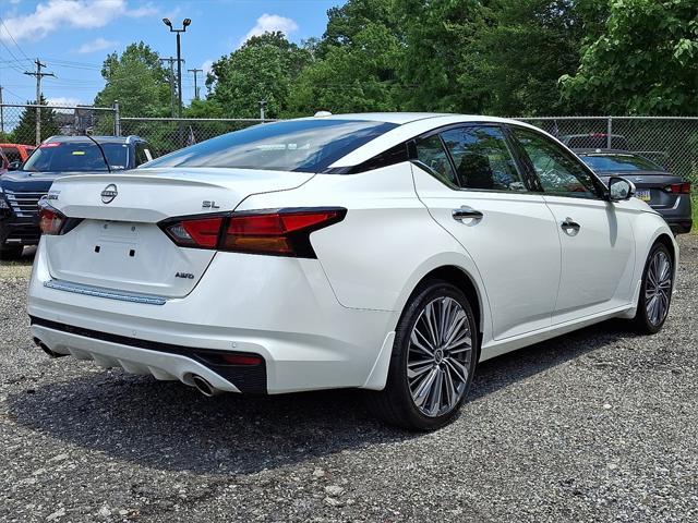 used 2023 Nissan Altima car, priced at $25,999