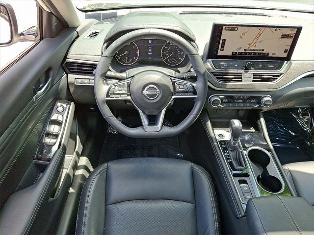 used 2023 Nissan Altima car, priced at $25,999