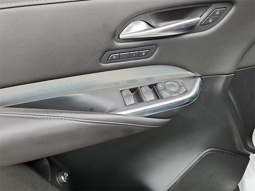 used 2022 Cadillac XT4 car, priced at $30,000
