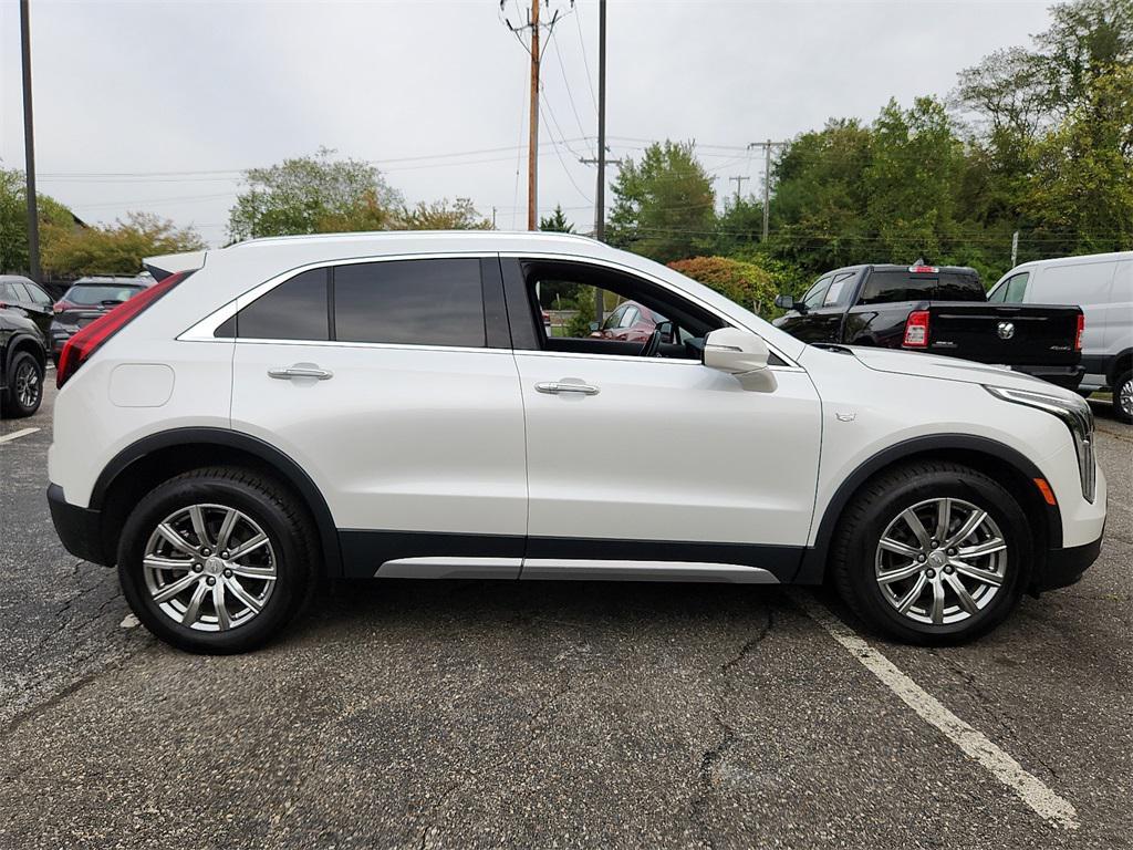 used 2022 Cadillac XT4 car, priced at $30,000