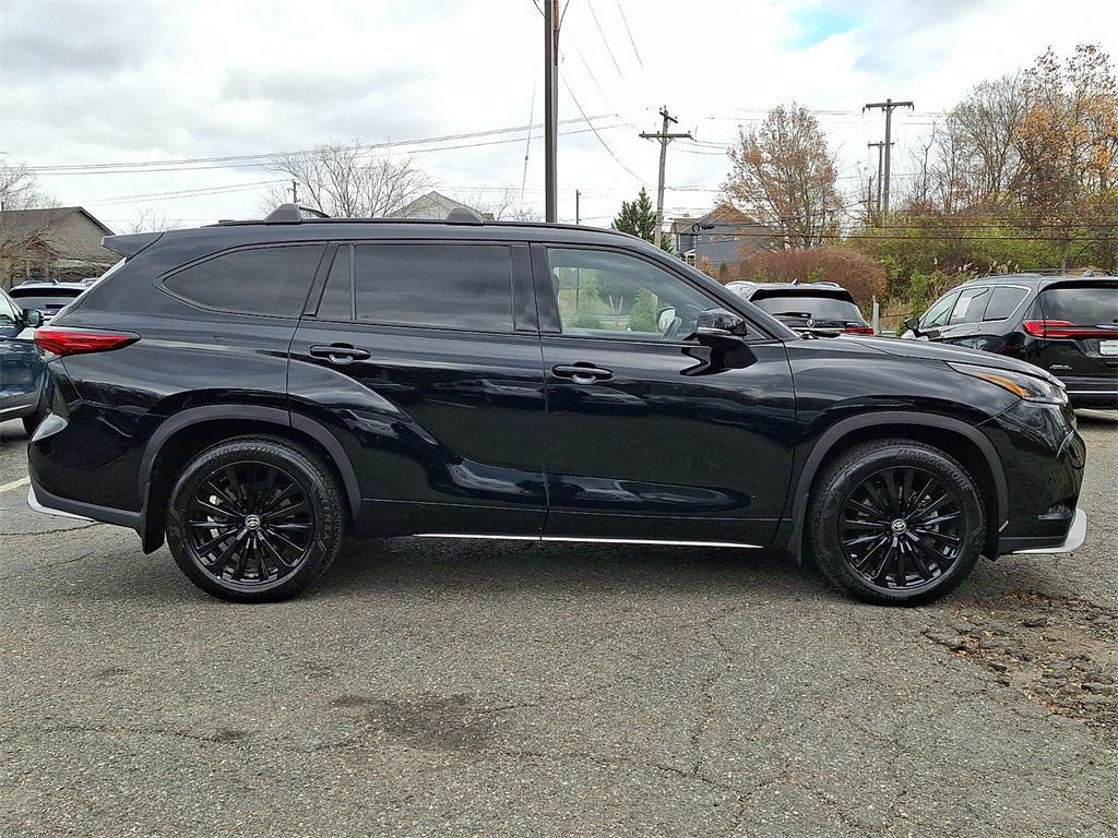 used 2023 Toyota Highlander car, priced at $38,800