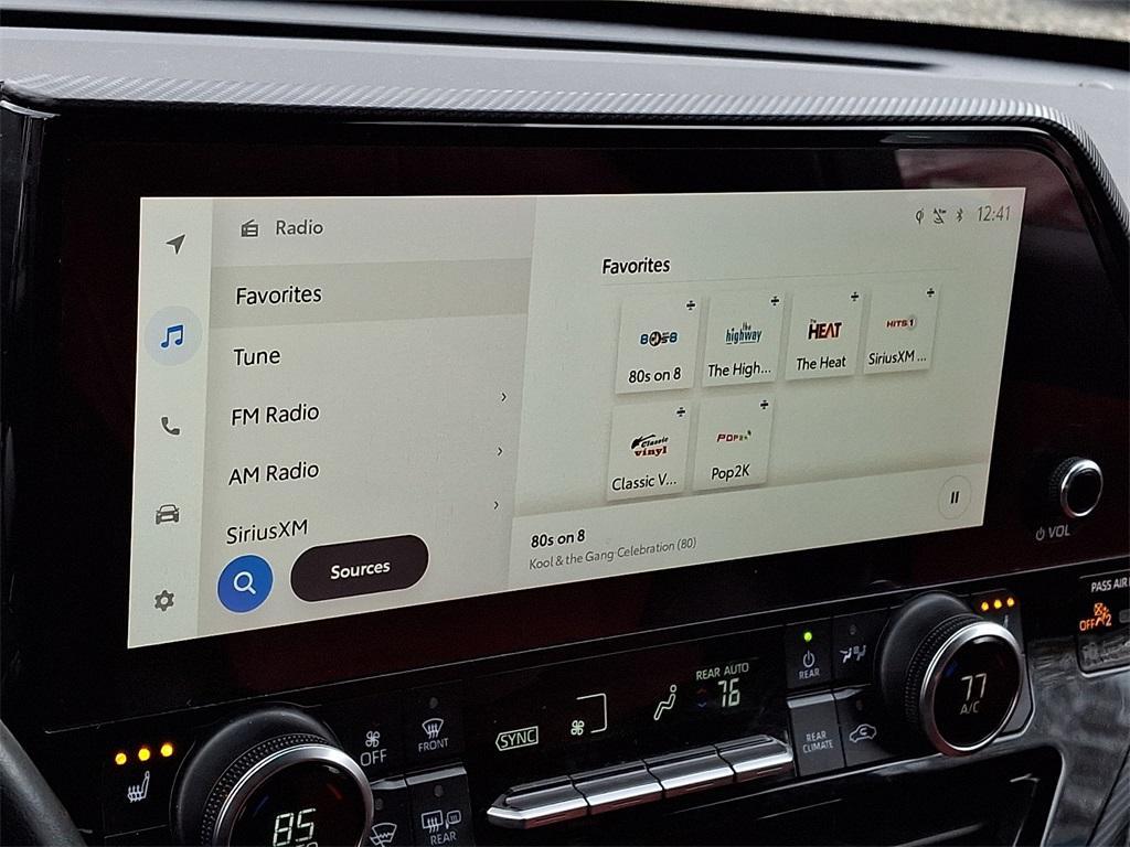 used 2023 Toyota Highlander car, priced at $38,800