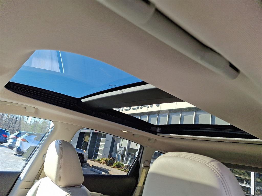 used 2017 Nissan Murano car, priced at $17,000