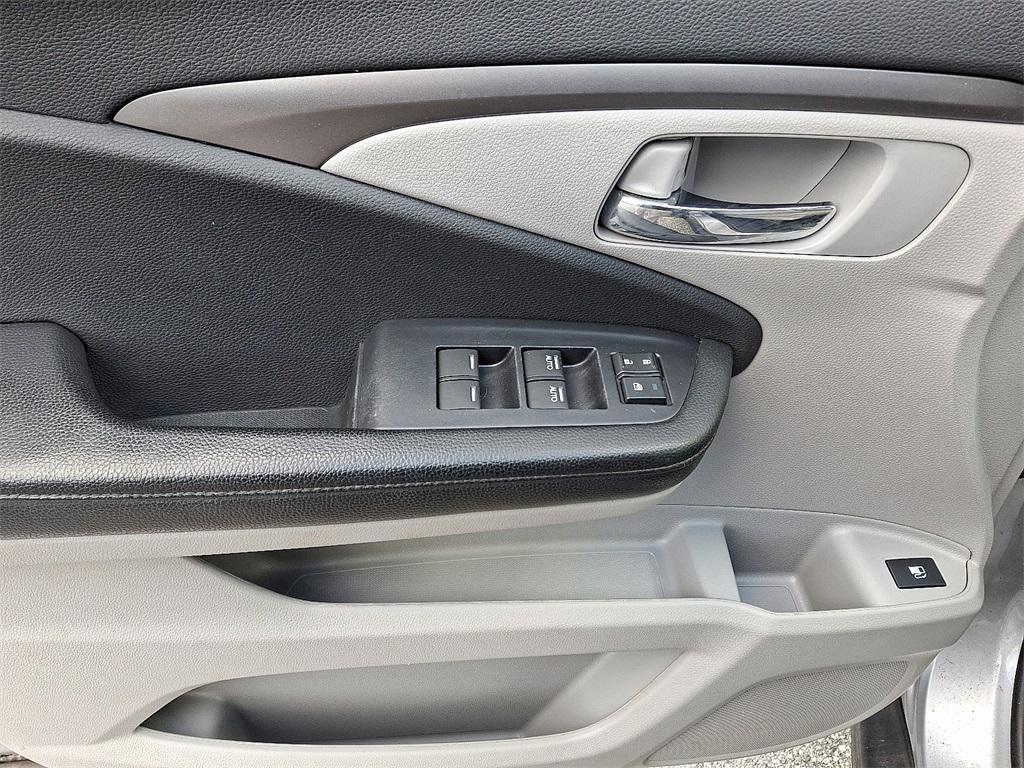 used 2019 Honda Pilot car, priced at $19,487