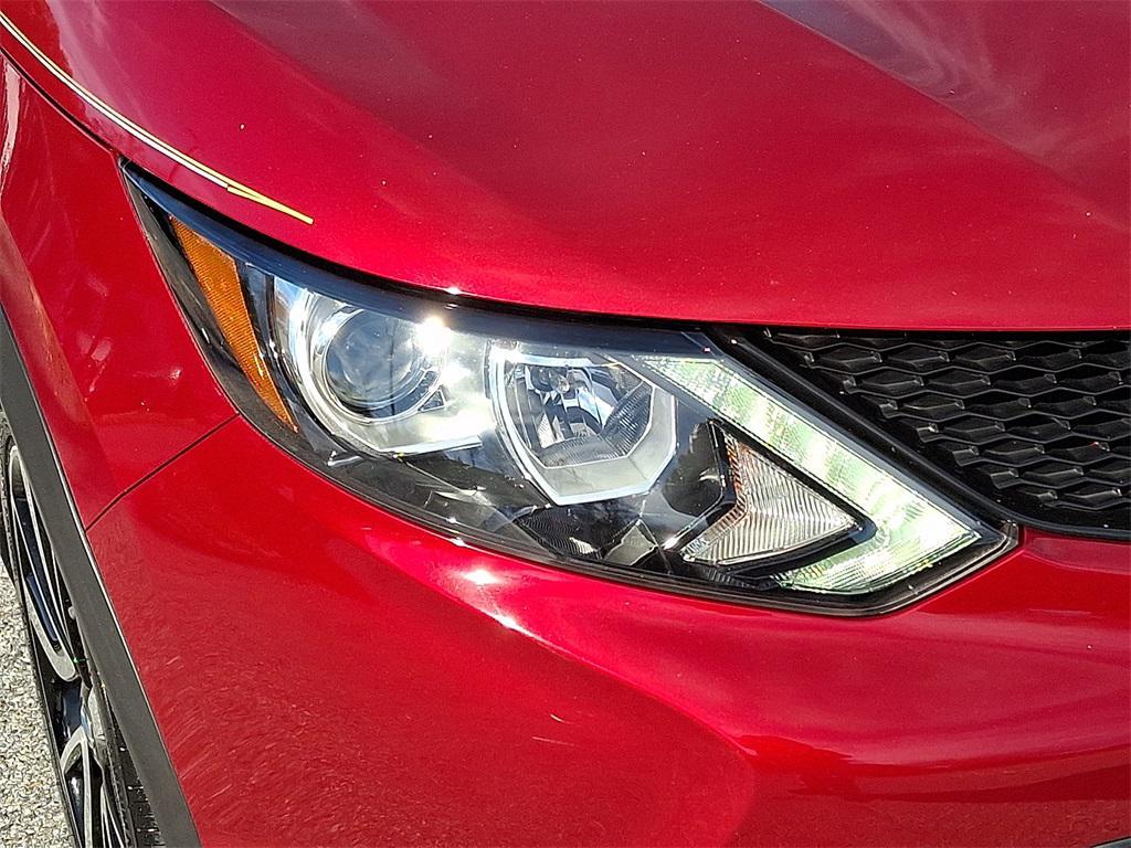 used 2019 Nissan Rogue Sport car, priced at $16,988