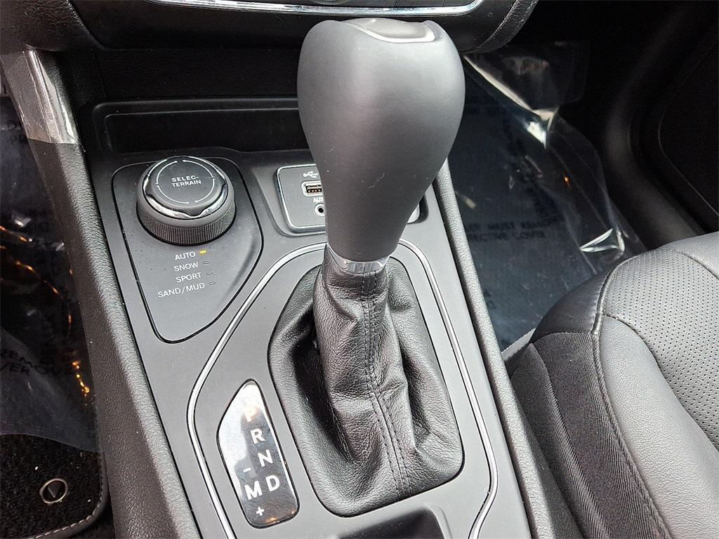 used 2021 Jeep Cherokee car, priced at $23,500