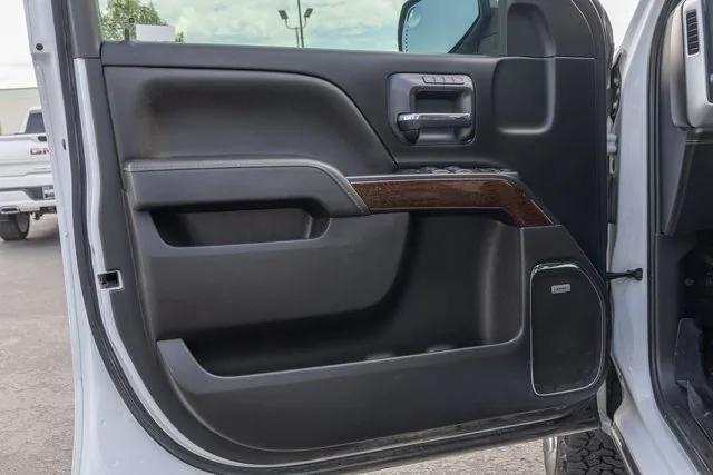 used 2018 GMC Sierra 1500 car, priced at $32,800