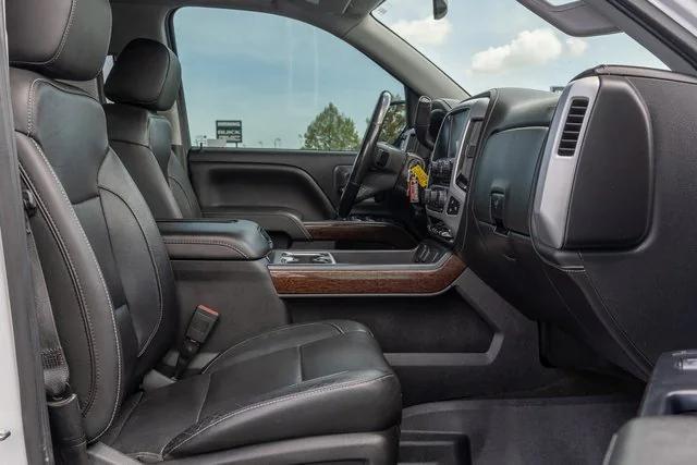 used 2018 GMC Sierra 1500 car, priced at $32,800