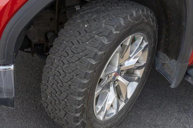 used 2022 GMC Sierra 1500 car, priced at $39,900