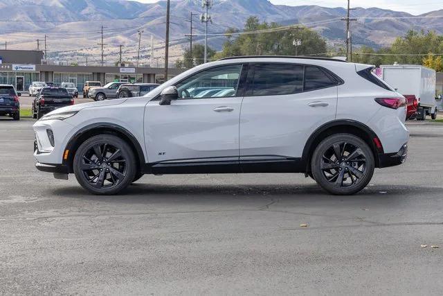 used 2025 Buick Envision car, priced at $31,500