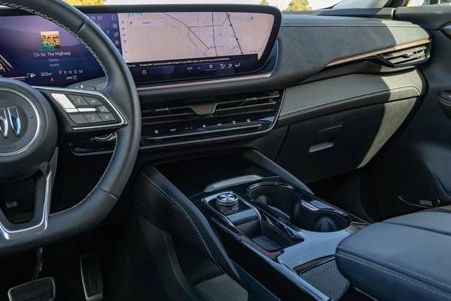 used 2025 Buick Envision car, priced at $31,500