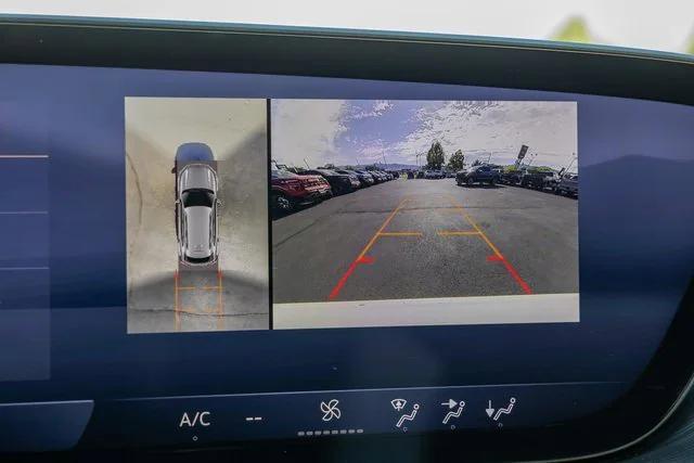 used 2025 Buick Envision car, priced at $31,500