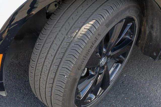 used 2025 Buick Envision car, priced at $31,500