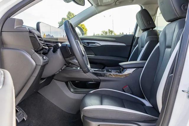 used 2025 Buick Envision car, priced at $31,500