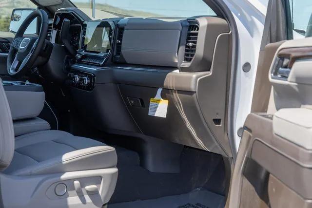 new 2025 GMC Sierra 1500 car, priced at $63,555