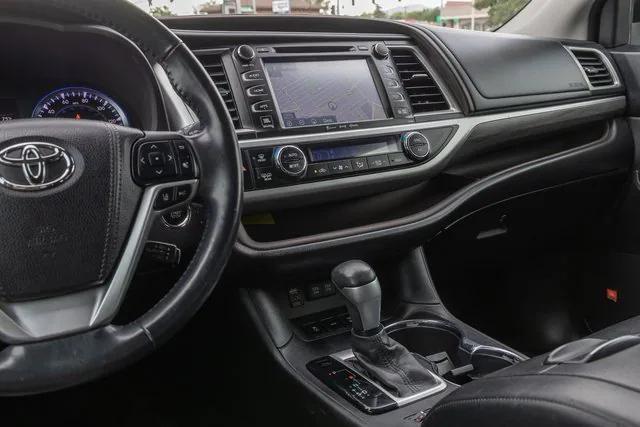 used 2017 Toyota Highlander car, priced at $28,500