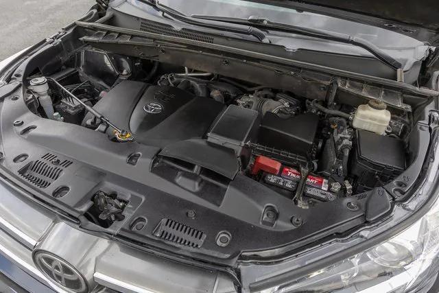 used 2017 Toyota Highlander car, priced at $28,500