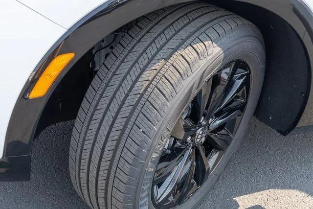 new 2025 Buick Envista car, priced at $28,780