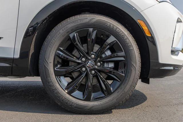 new 2025 Buick Envista car, priced at $28,780