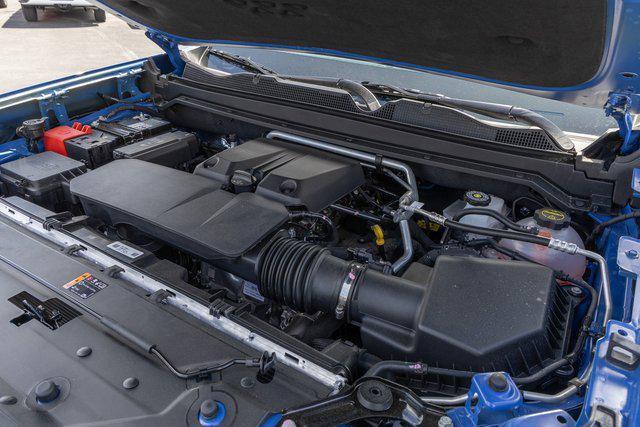 new 2025 GMC Canyon car, priced at $45,975