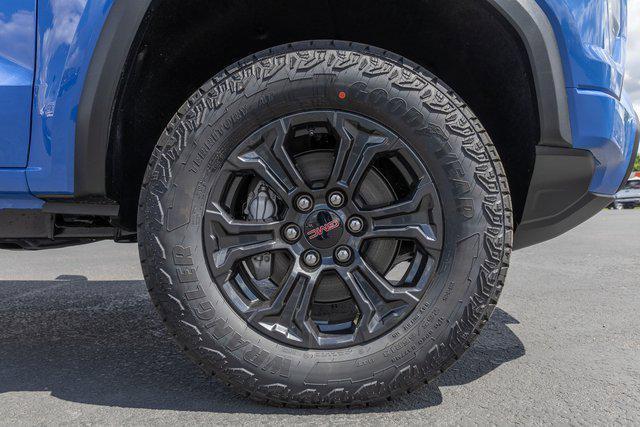 new 2025 GMC Canyon car, priced at $45,975