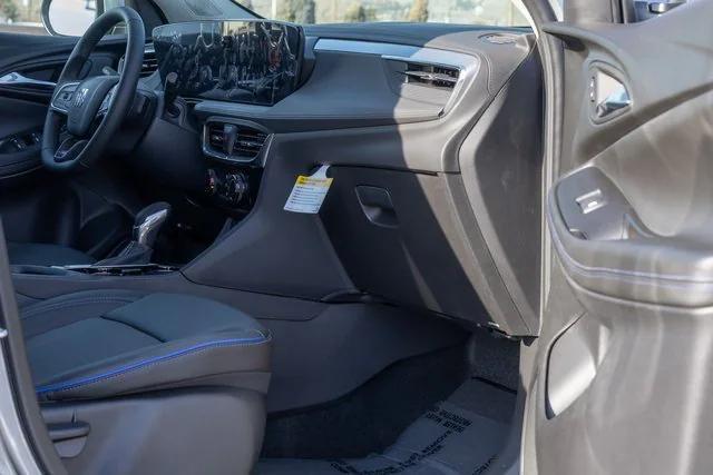 new 2025 Buick Encore GX car, priced at $30,530