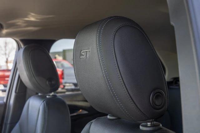 new 2025 Buick Encore GX car, priced at $30,530